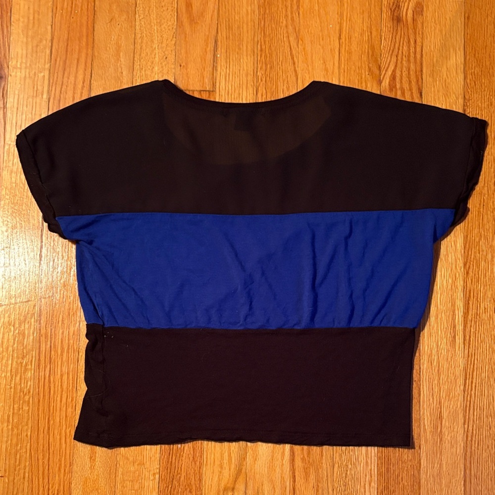 Colorblock Top - Picture 3 of 3